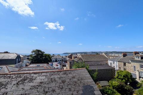 Apartment 7, Savoy Court Causewayhead, Penzance, TR18 2SP