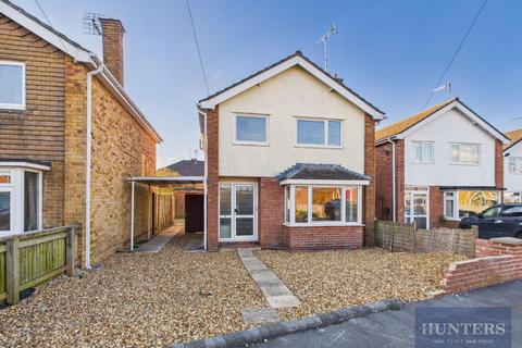 8 Hillside Close, Cheltenham, GL51 3AS