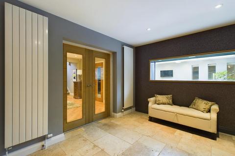 5 bedroom detached house for sale, Horncastle Road, Louth LN11