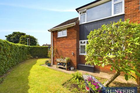 3 bedroom semi-detached house to rent, Sigston Road, Beverley, Yorkshire, HU17 9TE