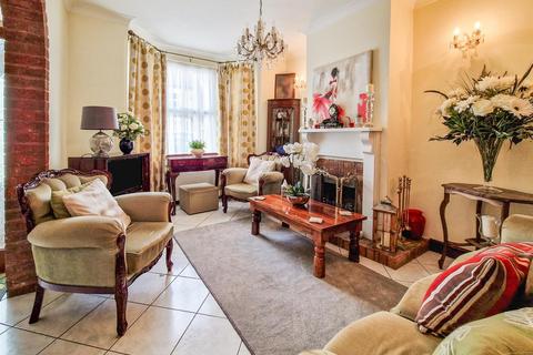 4 bedroom end of terrace house for sale, Marlborough Road, Bedford