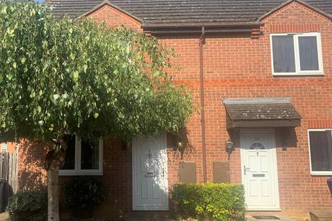 1 bedroom semi-detached house to rent, Sandringham Court, Kettering NN15