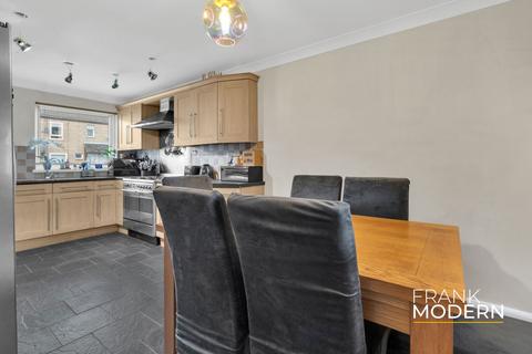 46 Braybrook, Orton Goldhay, Peterborough, PE2 5SH