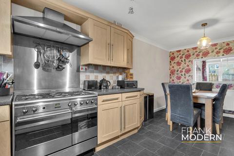 46 Braybrook, Orton Goldhay, Peterborough, PE2 5SH