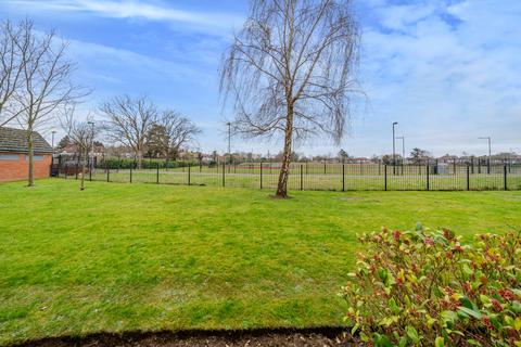 95 Academy Place, Isleworth, TW7 5FE