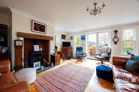 35 The Square, Spencers Wood, Reading, RG7 1BS