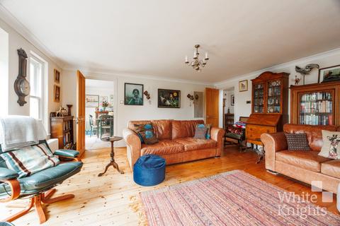 35 The Square, Spencers Wood, Reading, RG7 1BS