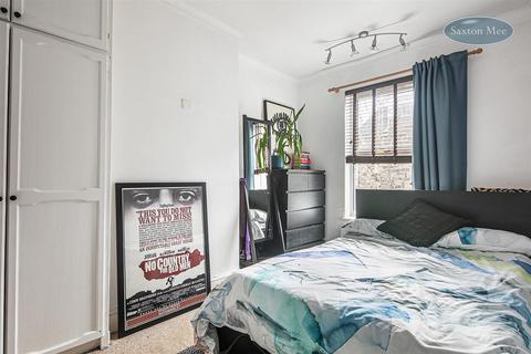 56 Whitehouse Road, Sheffield, S6 2WB