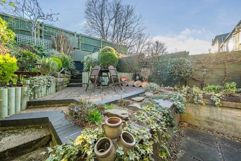 12 Codrington Hill, London, SE23 1LW
