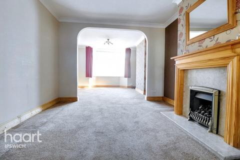135 Ashcroft Road, Ipswich, IP1 6AE