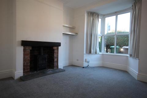 3 bedroom house to rent, Grovehill Road, Beverley