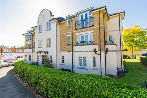 2 bedroom apartment to rent, Maple Lodge, Roding Lane, Buckhurst Hill