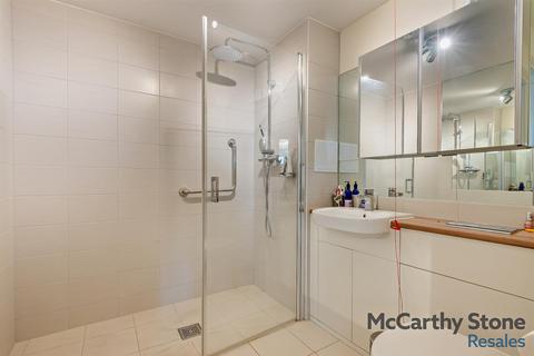 1 bedroom apartment for sale, Hammond Way, Tetbury Road, Cirencester, Gloucestershire, GL7 1ZJ