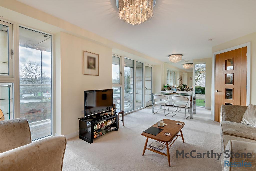 8636859-interior04-800.jpg