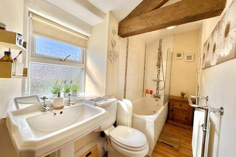 84 Hoyle Fold, Keighley, BD22 6RJ