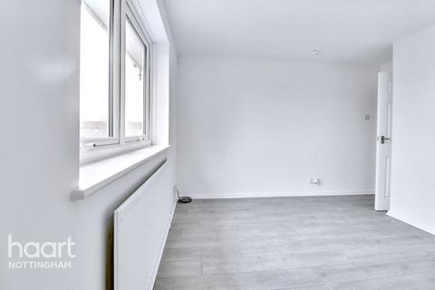 26 Ferngill Close, Nottingham, NG2 1LB