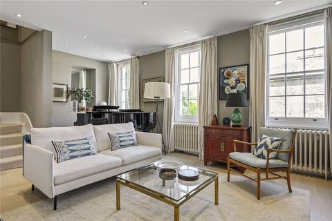 16 Thornhill Road, London, N1 1HW