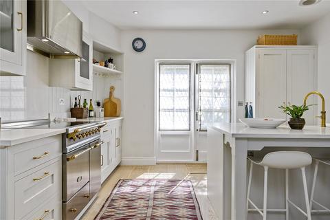 16 Thornhill Road, London, N1 1HW
