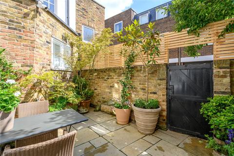 16 Thornhill Road, London, N1 1HW