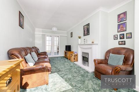 151 Broomhall Crescent, Edinburgh, EH12 7PJ