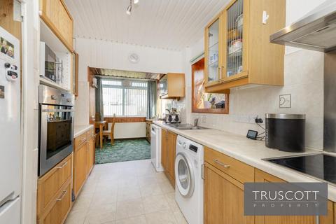 151 Broomhall Crescent, Edinburgh, EH12 7PJ