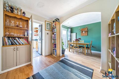 11 Cranstoun Close, Guildford, GU3 3HL