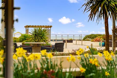 2 bedroom flat for sale, The Waterfront, Goring-by-Sea, Worthing, West Sussex, BN12