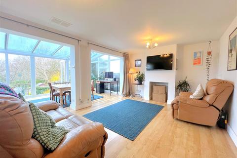 14 Arundel Close, Warwick, CV34 5HZ