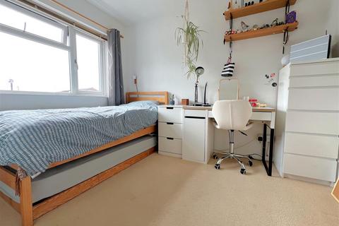14 Arundel Close, Warwick, CV34 5HZ