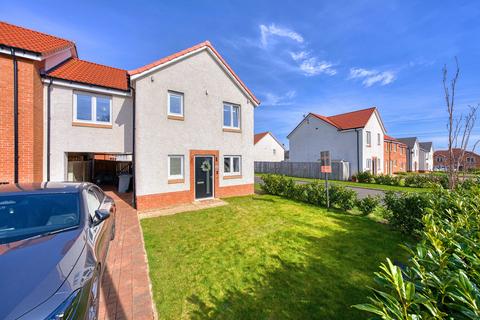 8b Lady Nancy Crescent, Blantyre, Glasgow, G72 9BF