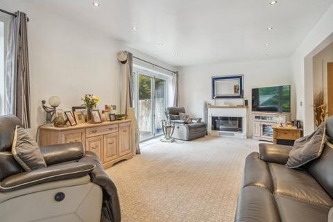 4 bedroom detached house for sale, Daws Hill Lane, Buckinghamshire HP11