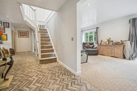 4 bedroom detached house for sale, Daws Hill Lane, Buckinghamshire HP11