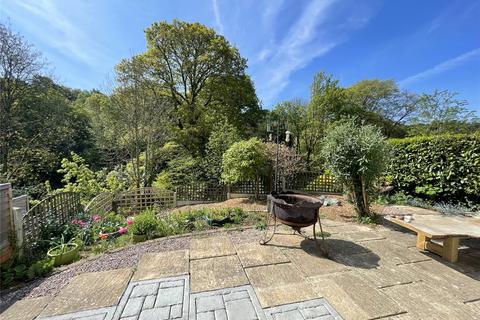 Molbay Hill Road, Grayshott, Hindhead, GU26 6HL