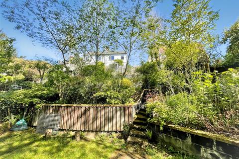 Molbay Hill Road, Grayshott, Hindhead, GU26 6HL