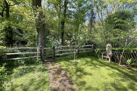 Molbay Hill Road, Grayshott, Hindhead, GU26 6HL