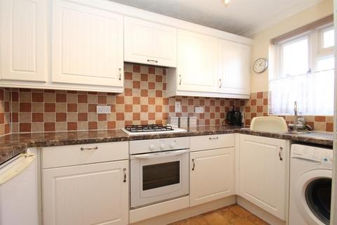 2 bedroom end of terrace house for sale, Tom Joyce Close, Snodland