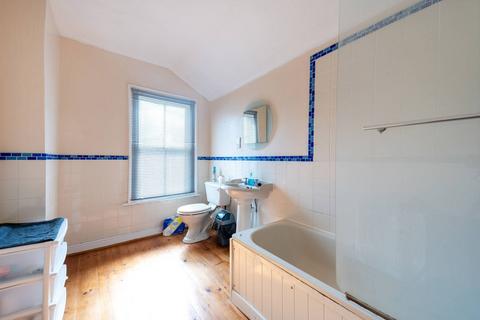 2 bedroom terraced house for sale, Walnut Tree Close, Guildford, GU1, Guildford, GU1