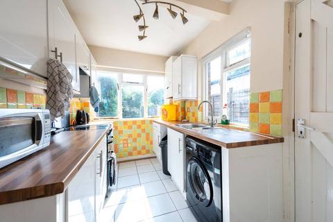 2 bedroom terraced house for sale, Walnut Tree Close, Guildford, GU1, Guildford, GU1