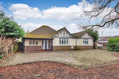 4 bedroom bungalow for sale, Bradbourne Vale Road, Sevenoaks, Kent, TN13