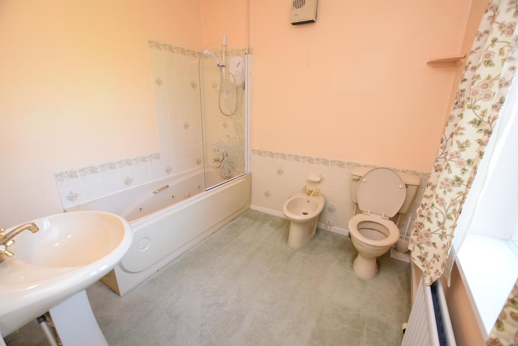 Family bathroom