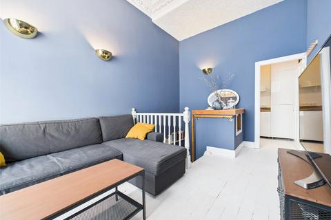 1 bedroom apartment for sale, Easter Road, Edinburgh, Midlothian, EH7