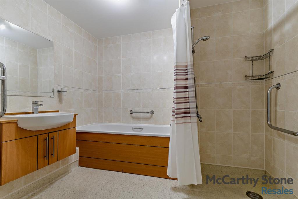 8637626-interior10-800.jpg