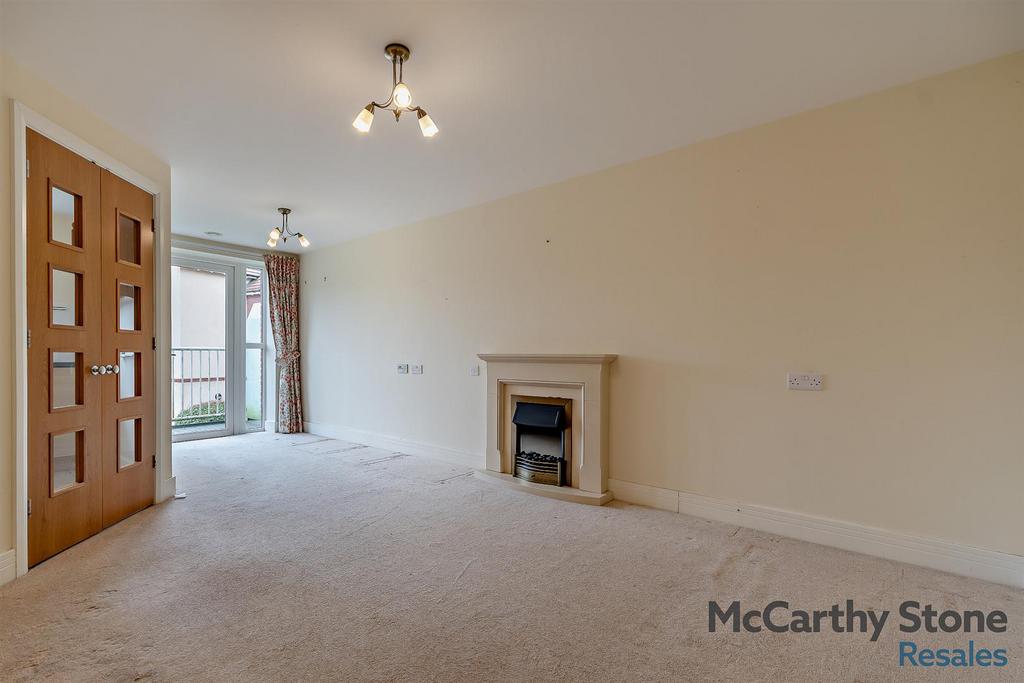 8637626-interior04-800.jpg