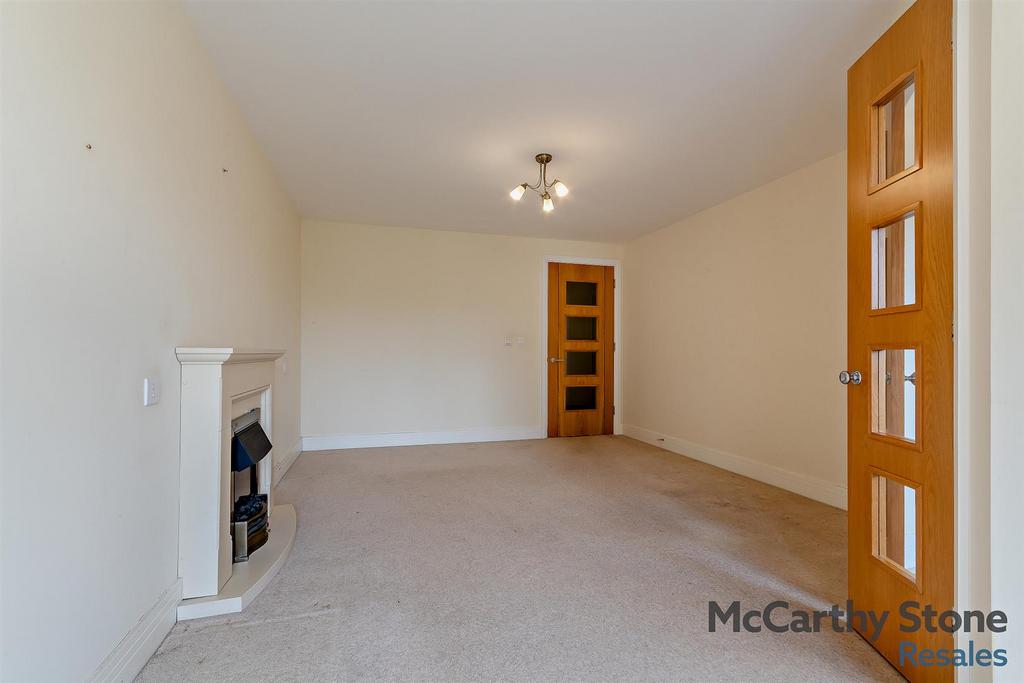 8637626-interior03-800.jpg