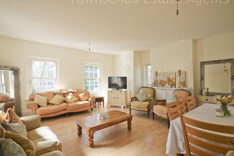 Flat 3, 17 Frithwood Avenue, Northwood, HA6 3LY