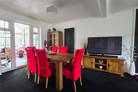 5 Beaufort Close, Bowerhill, Melksham, SN12 6TX