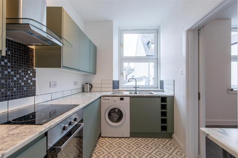 54d South William Street, Perth, PH2 8LS