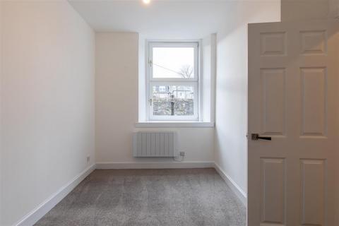 54d South William Street, Perth, PH2 8LS