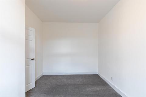 54d South William Street, Perth, PH2 8LS