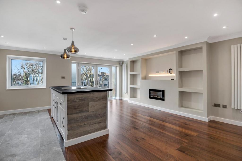 Kitchen/Reception